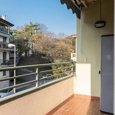 Bilocale Apartman *